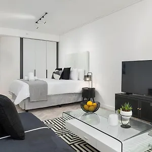 https://table-mountain-view-city-centre-tranquil-and-elegant.hotels-capetown.com